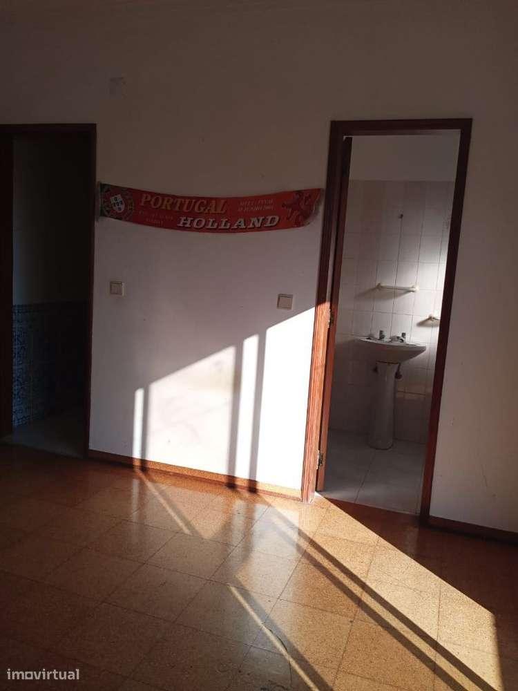 Moradia geminada com 5 quartos em Pinhal de Frades - Seixal-8