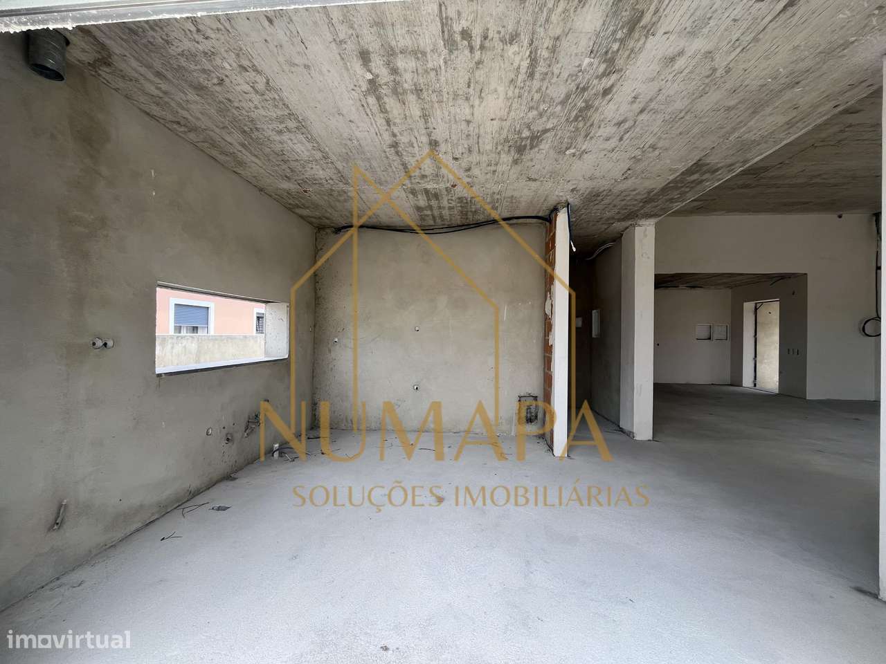 Moradia Térrea T5 Isolada com Piscina e Garagem Azeitão-5
