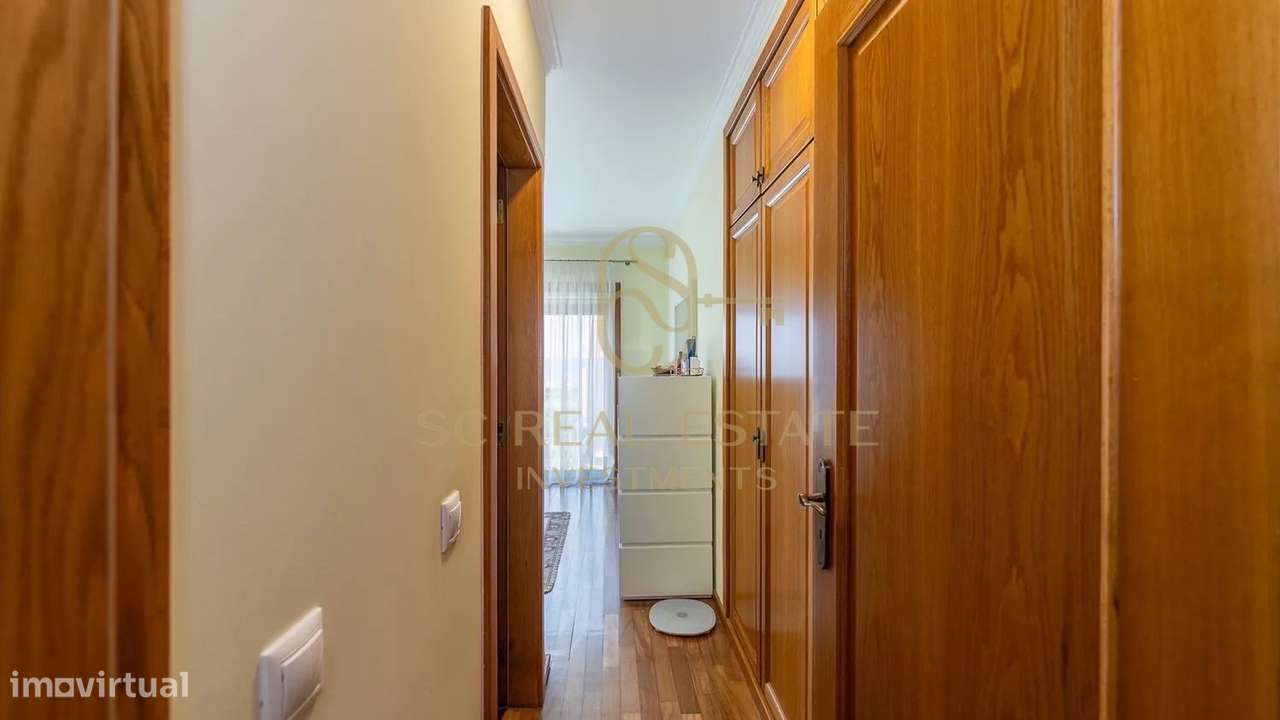 Moradia T4 com Piscina, 3 frentes, 300 mts Praia, São Félix Marinha-15