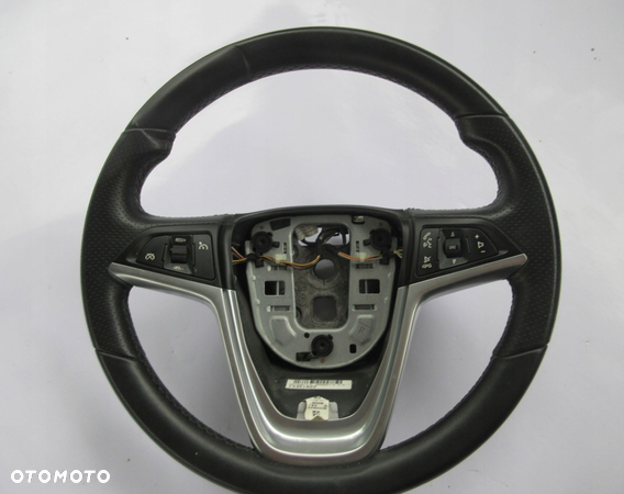 KIEROWNICA SKÓRA MULTIFUNKCJA OPEL ASTRA IV 4 J - 1