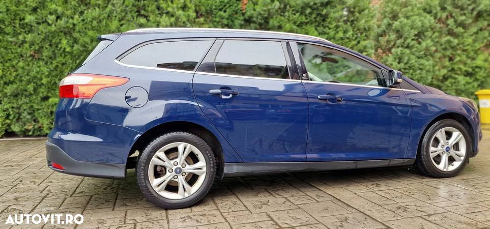 Ford Focus 1.6 TDCi DPF Champions Edition - 17