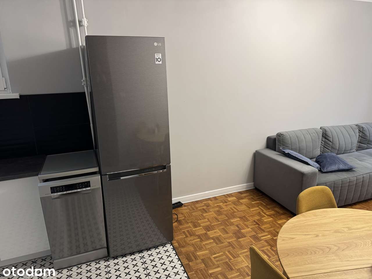 Przestronne 3-pokojowe mieszkanie - Pełny obrazek: 2/13