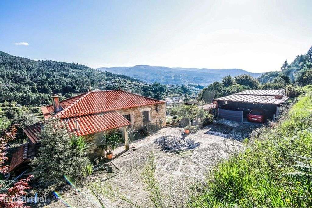 Moradia T3 em quinta c/8960m2, vários anexos e vistas deslumbrantes so - Grande imagem: 2/57