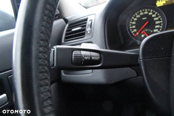 Volvo C30 D2 DRIVe Kinetic Start-Stop - 32