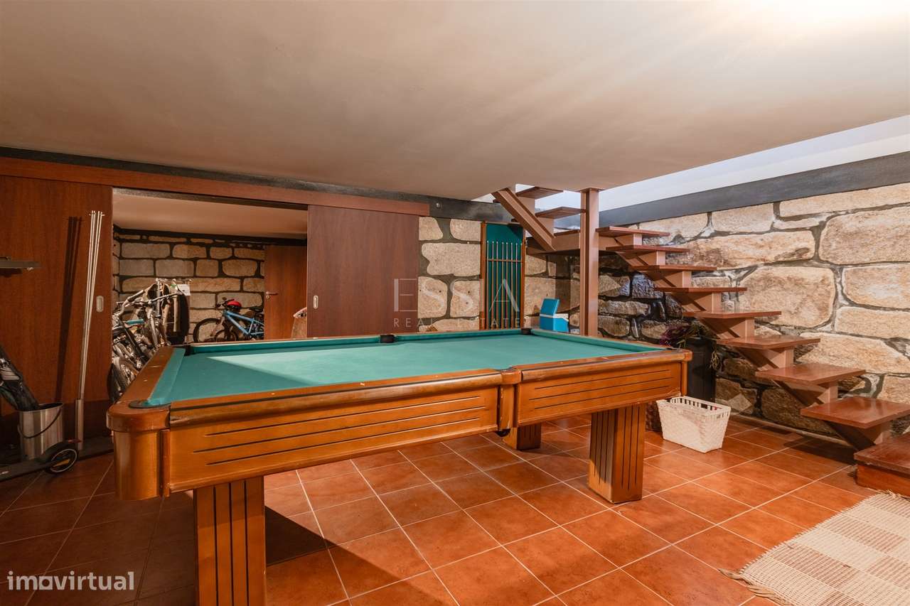 Moradia T3 com Jardim Próxima do Parque da Cidade-24