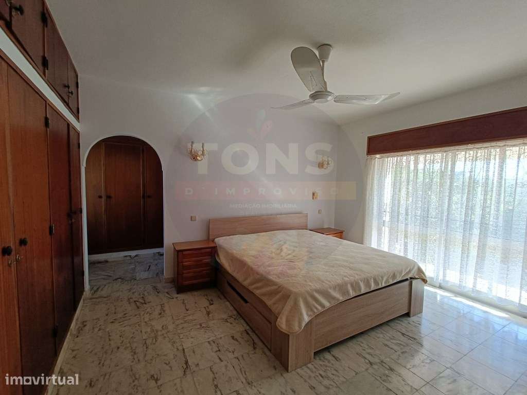 Moradia Isolada com AL-20