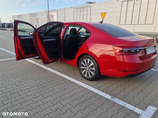 Skoda Superb 2.0 TDI Ambition DSG - 8