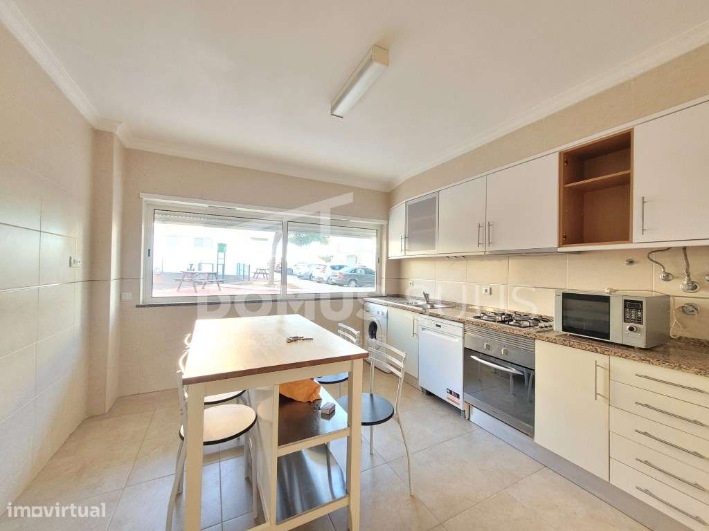 Apartamento T3 em ótimo estado em São Brás de Alportel-1