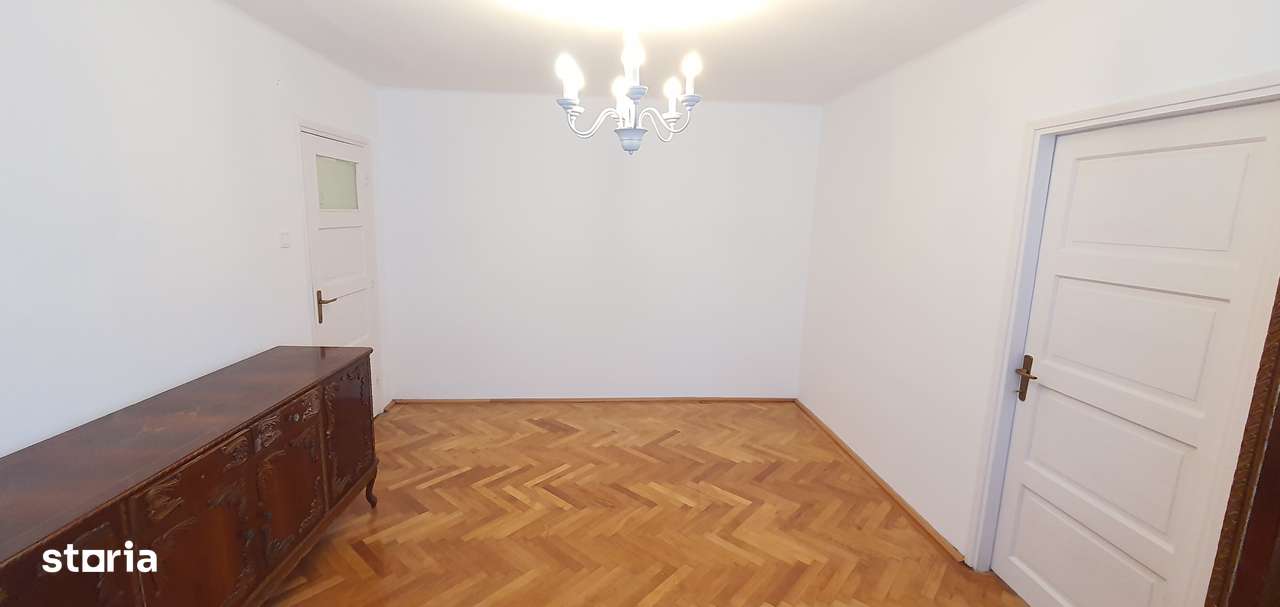 Vand apartament de 3 camere,etaj 1,zona Calea Dumbravii -Dioda-10