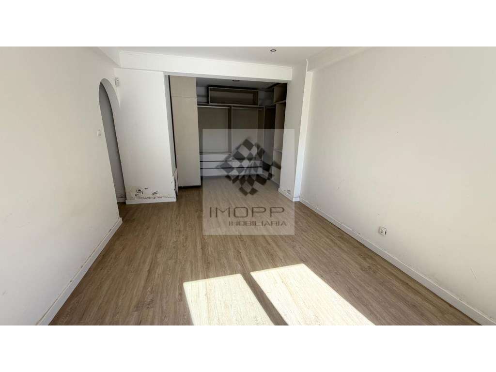 Apartamento T3 na Ramada - Conforto, Funcionalidade e Excelente Loc...-8