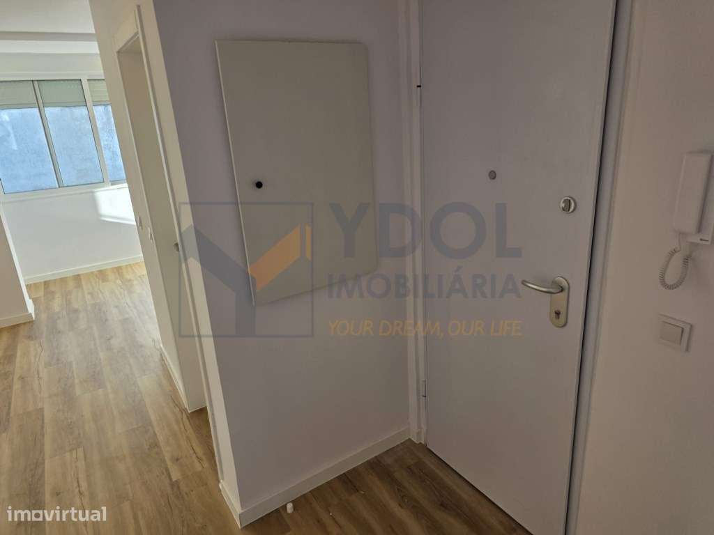 T2 Queluz - Totalmente Remodelado-7