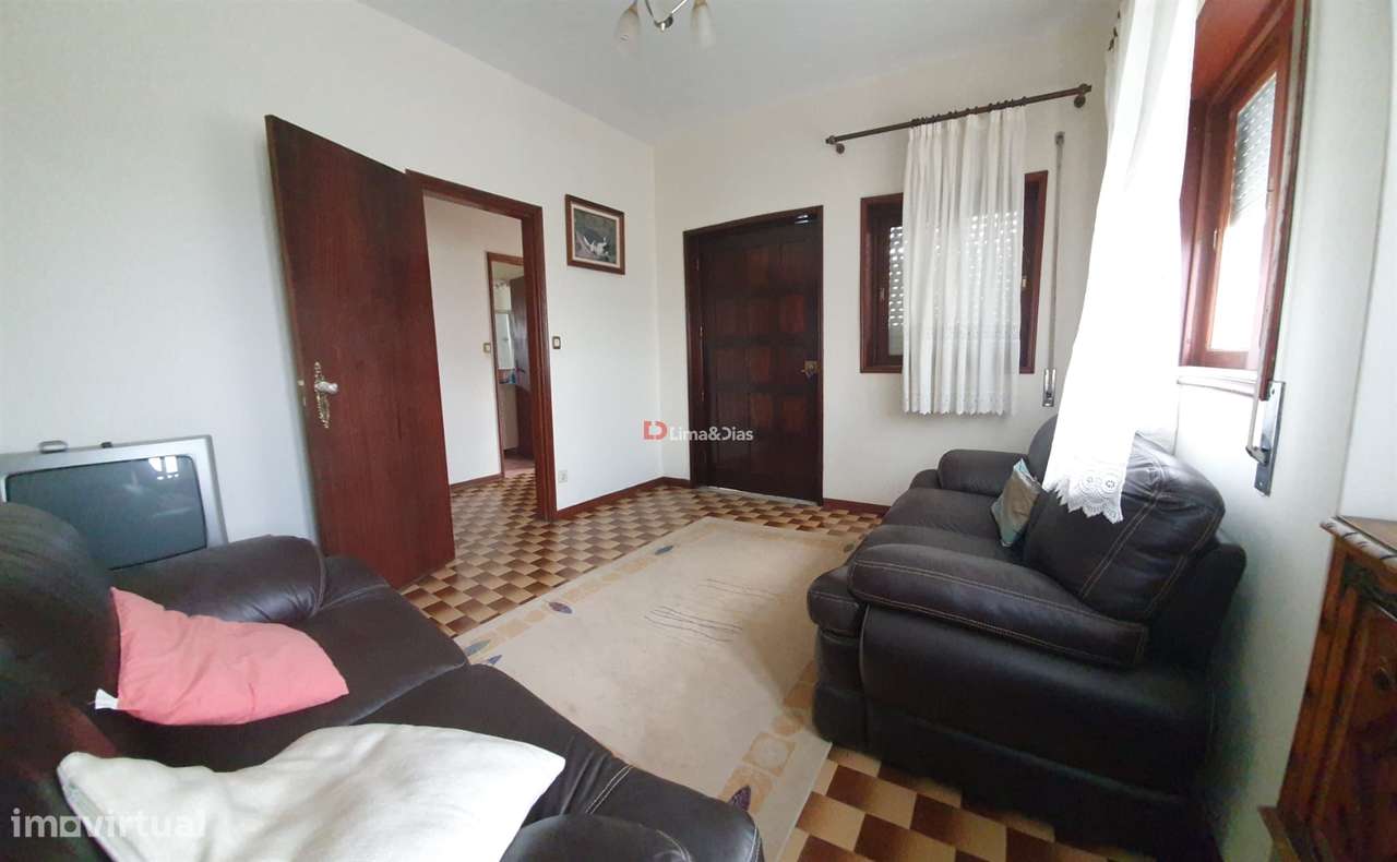 Moradia Isolada T3 Venda em Revelhe,Fafe-17