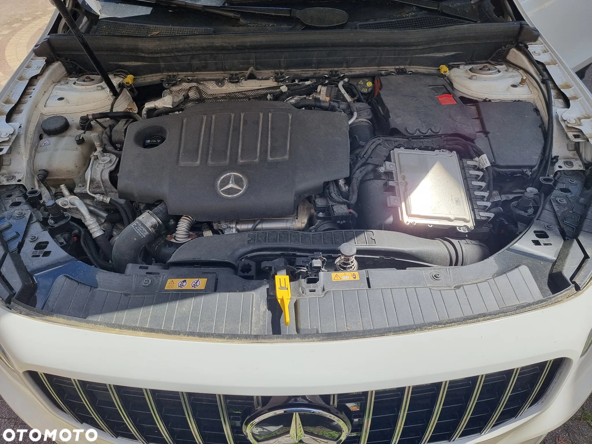 Mercedes-Benz GLB 200 d Progressive 8G-DCT - 17