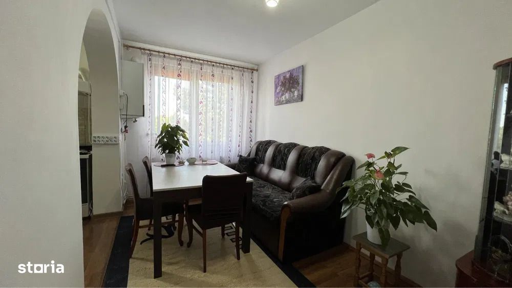 Apartament cu 3 camere, spre vanzare, in Mureseni