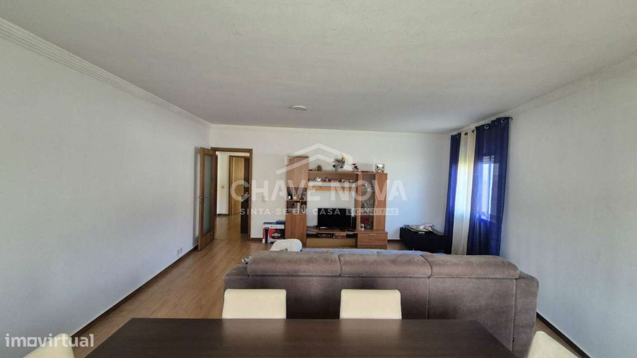 Apartamento T2 com Lugar de Garagem | 2Km Praia de Francelos - Grande imagem: 4/17