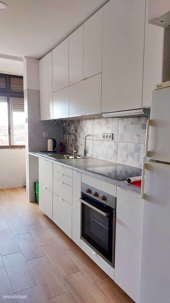 T3 RENOVADO | VISTA PANORÂMICA | 126 m² | Perto da Estação | Luminoso - Grande imagem: 3/29