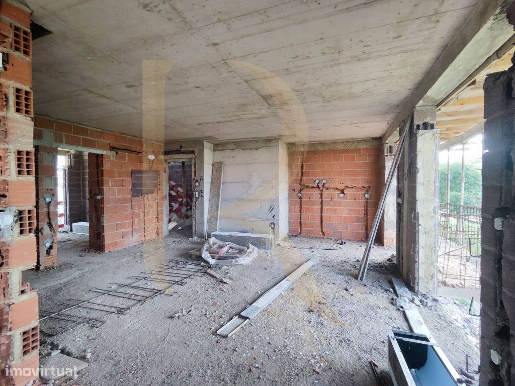 Apartamento T3 novo com elevador, parqueamento e terraço nas Paivas... - Grande imagem: 1/14