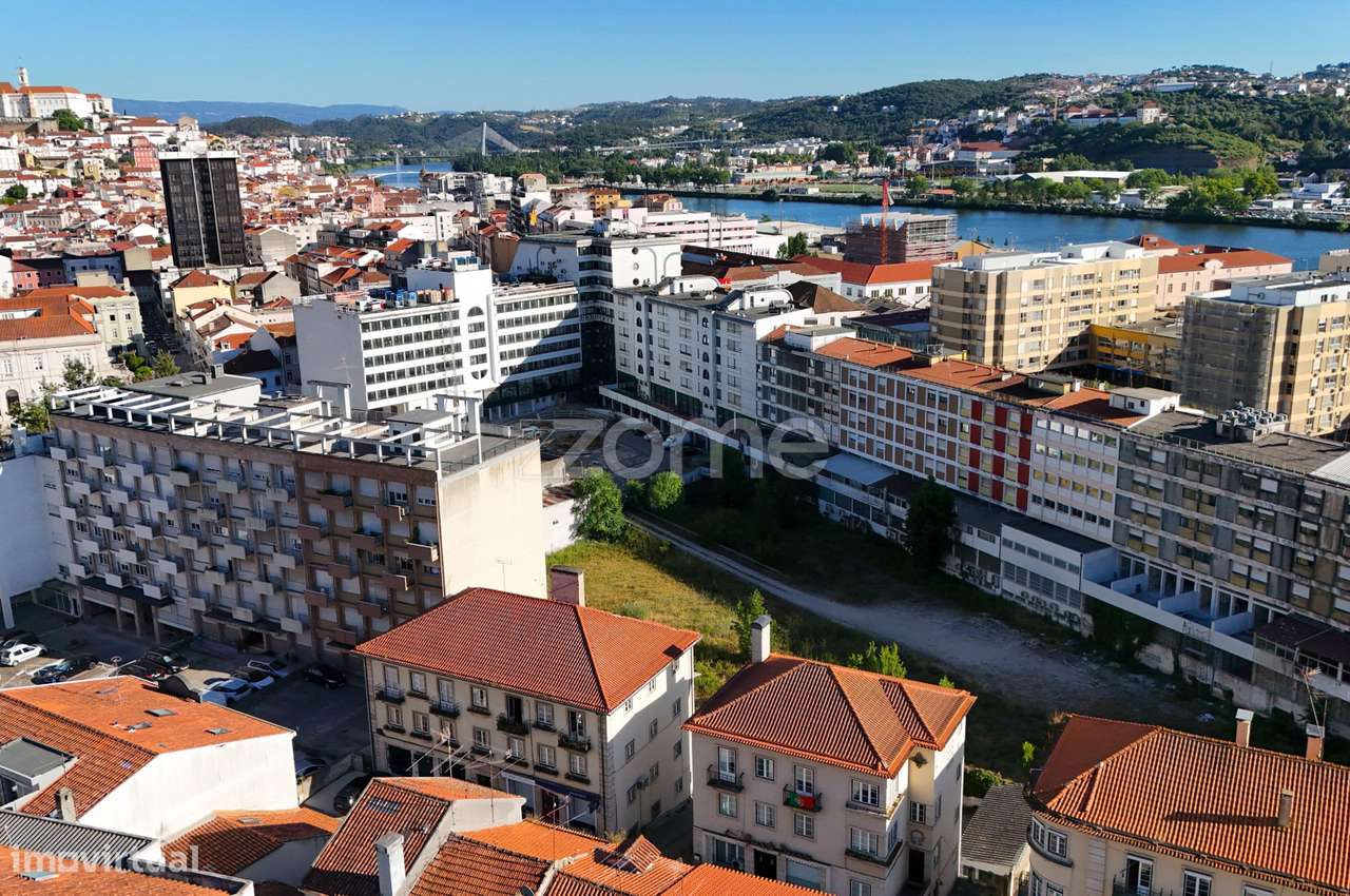 Loja para Reabilitação na Rua Figueira da Foz, Coimbra-9