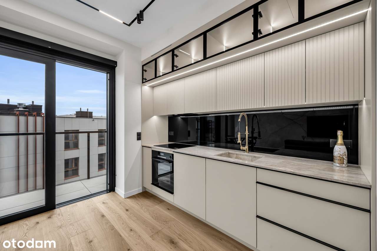 OSTATNIE Piętro | Towarowa Square | Quiet luxury | Metro Rondo Dasz.-1