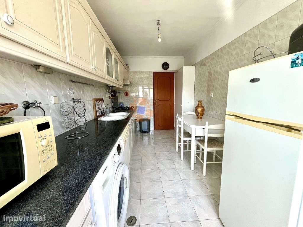 Apartamento T3 no coração do Feijó-8