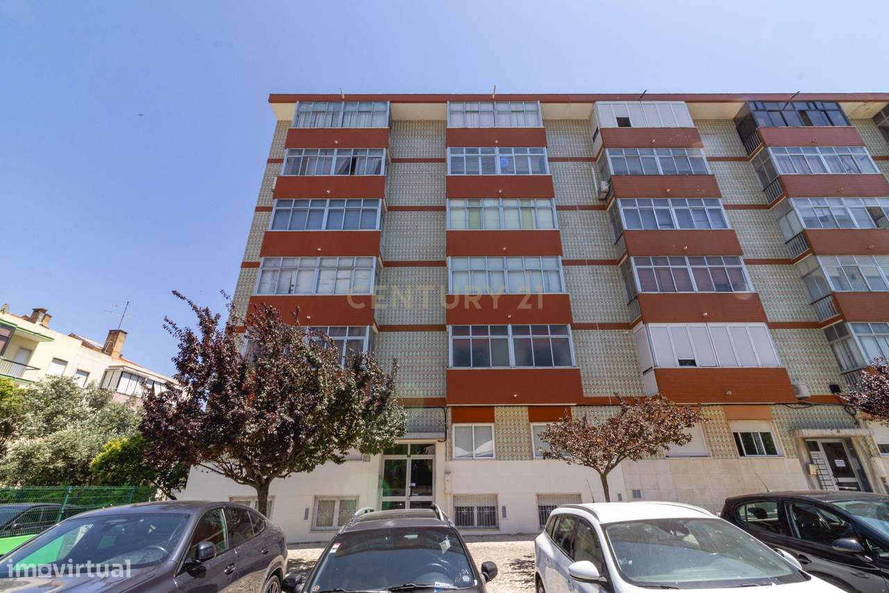Apartamento T3 | Centro de Alverca do Ribatejo-25