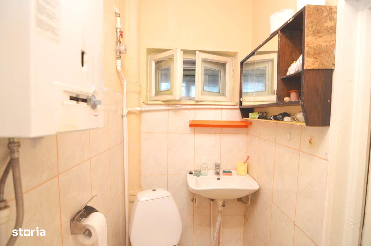 Garsoniera Baba Novac | Curte Generoasa | Localizare Excelenta-18