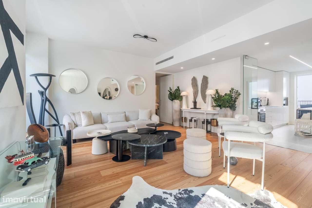 Apartamento T3 com piscina, Avenida Duque de Loulé, Lisboa - Grande imagem: 4/35