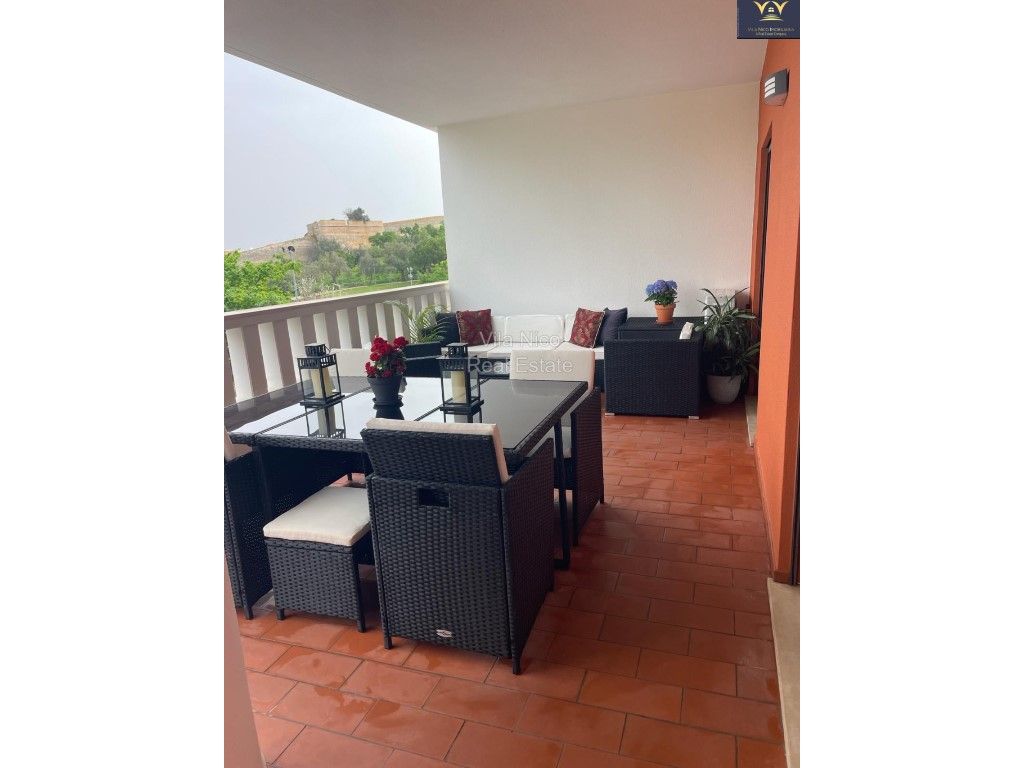 Lindo apartamento 3/2 totalmente mobiliado em Lagos com v...