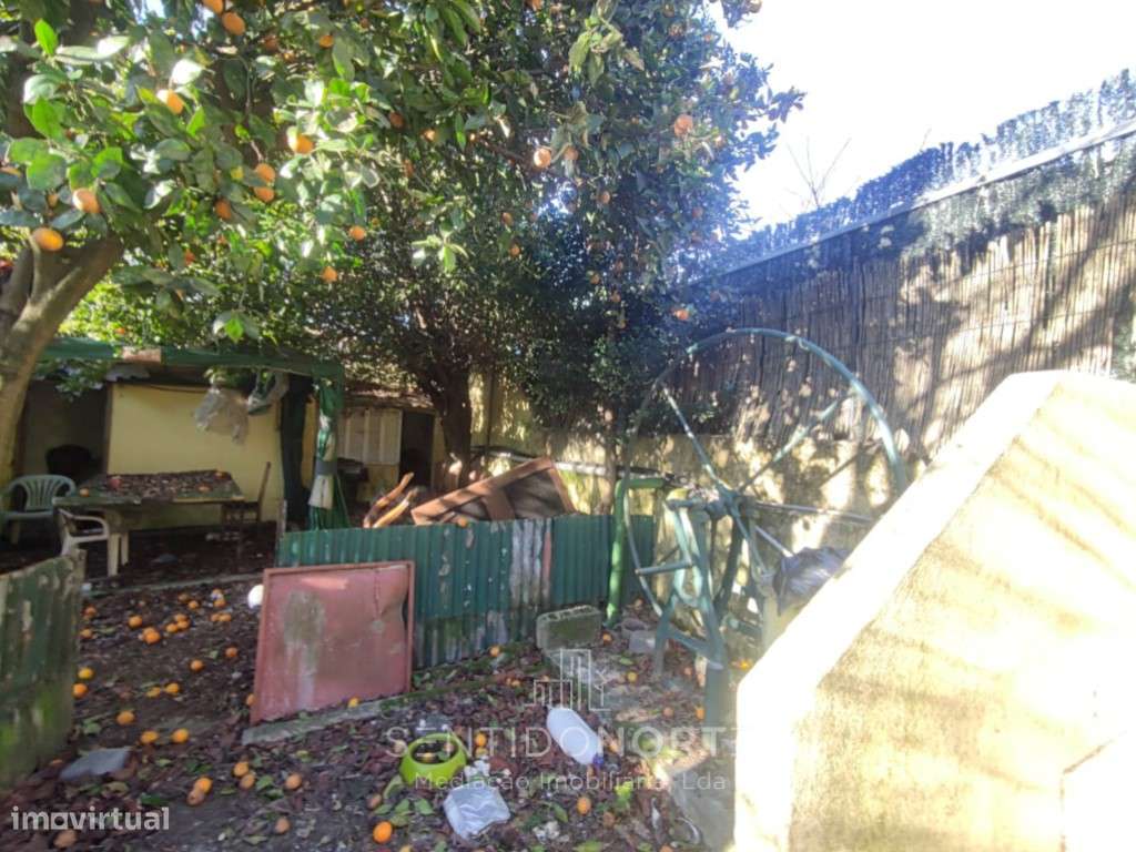 Moradia T3 em Rio Tinto para recuperar - Grande imagem: 4/18