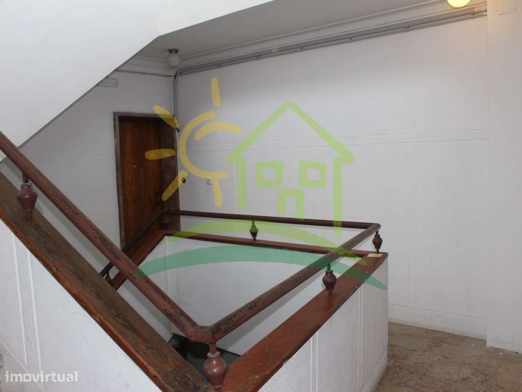 T3 Olival Basto a 10 min a pé do Metro-29