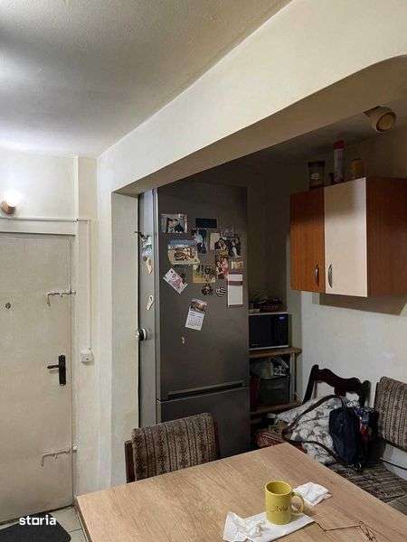 De vanzare casa trei camere - Imagine principală: 4/8