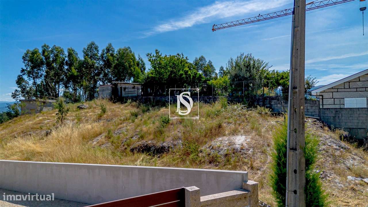Lote de Terreno  Venda em Louredo,Amarante-9