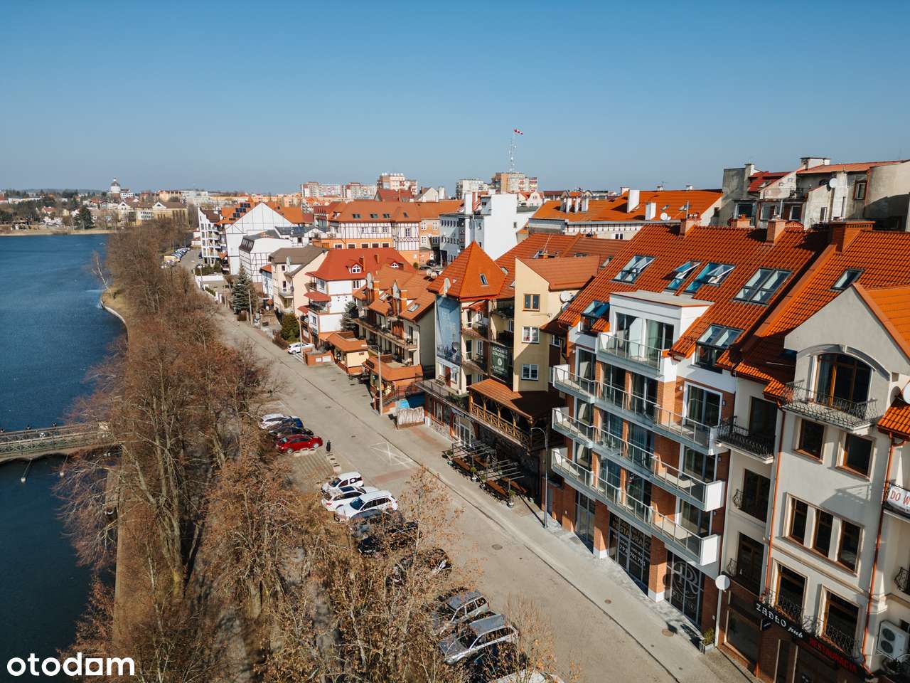 Lokal usługowy 235,9 m2 - parter + antresola z widokiem na jezioro !-3