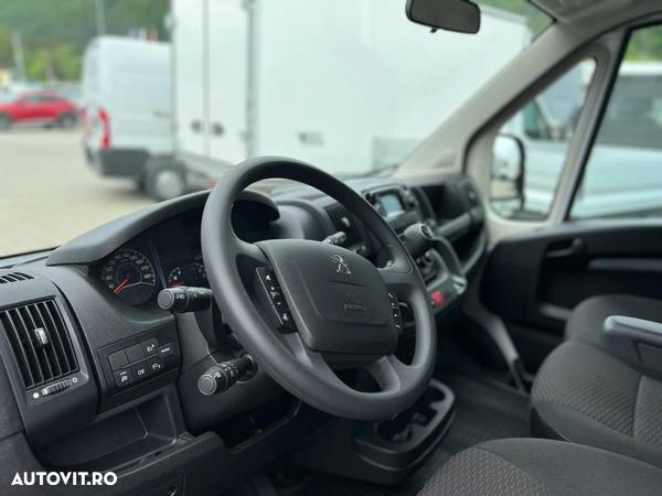 Peugeot Boxer Sasiu cu Suprastructura si Cabina se Dormit - 5