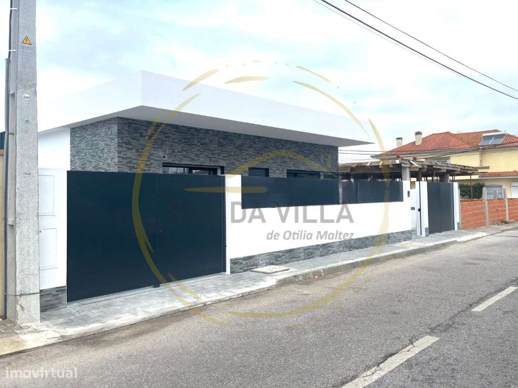 Moradia Térrea Isolada T4 - Fernão Ferro, Seixal - 640.000€-20