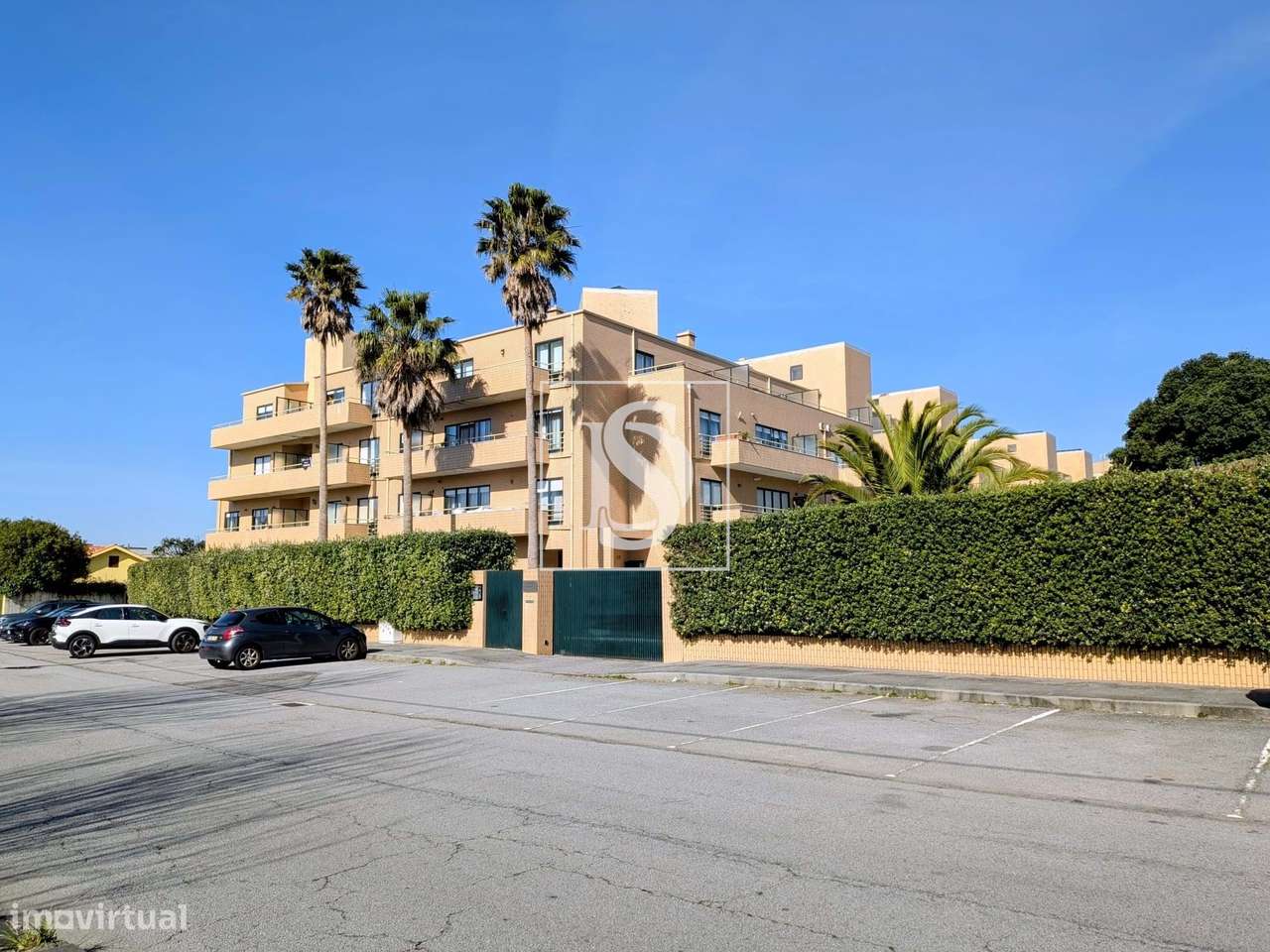 Apartamento  T1+1 Madalena-0