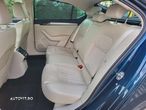 Skoda Superb 2.0 TDI Premium Edition - 17