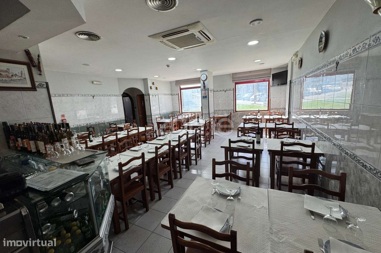 Loja, 111 m², Agualva e Mira-Sintra - Grande imagem: 2/18