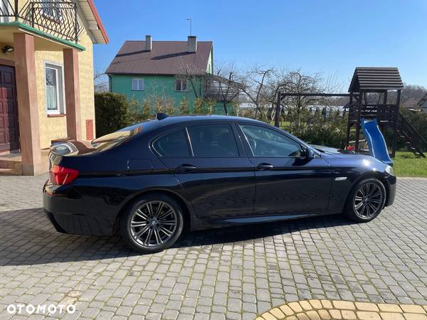 BMW Seria 5 528i xDrive - 8