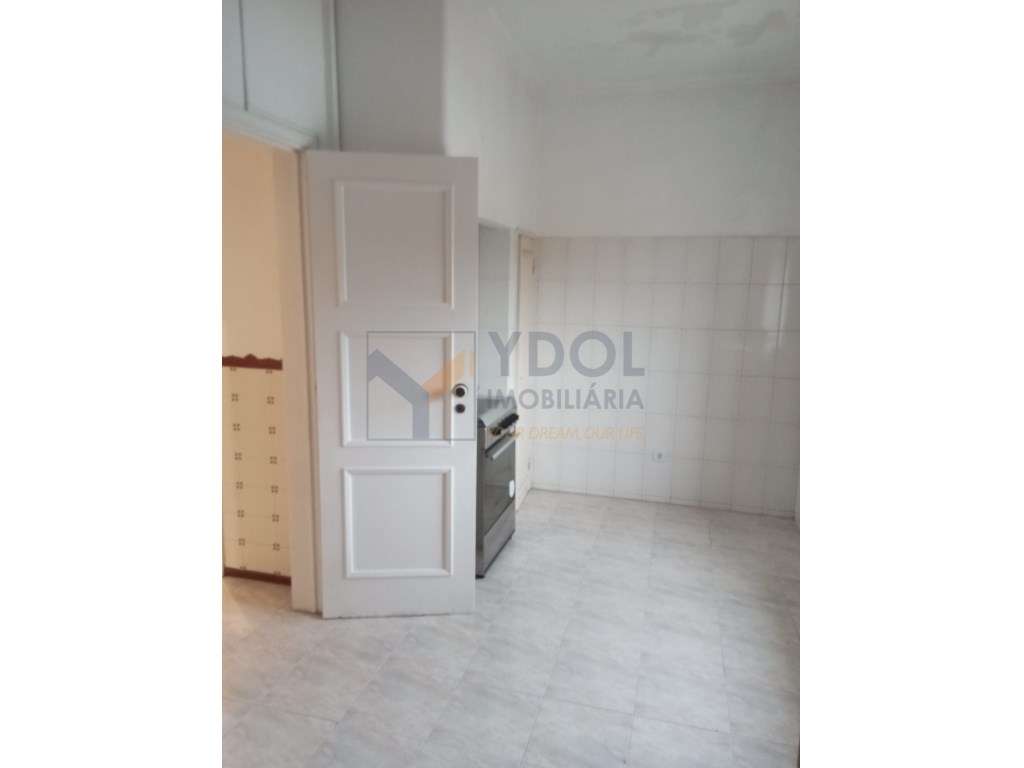 Apartamento T3 Alto do Seixalinho-7