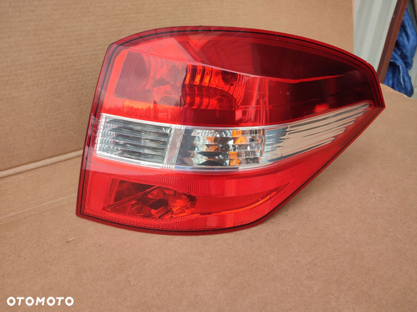 Lampa prawy tył RENAULT LAGUNA III KOMBI EUROPA ORYGINAŁ 265500002R - 2