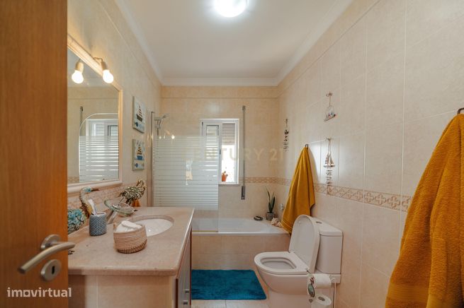 Moradia Isolada T3 com Jardim e Garagem em Bernardinheiro, Tavira-13