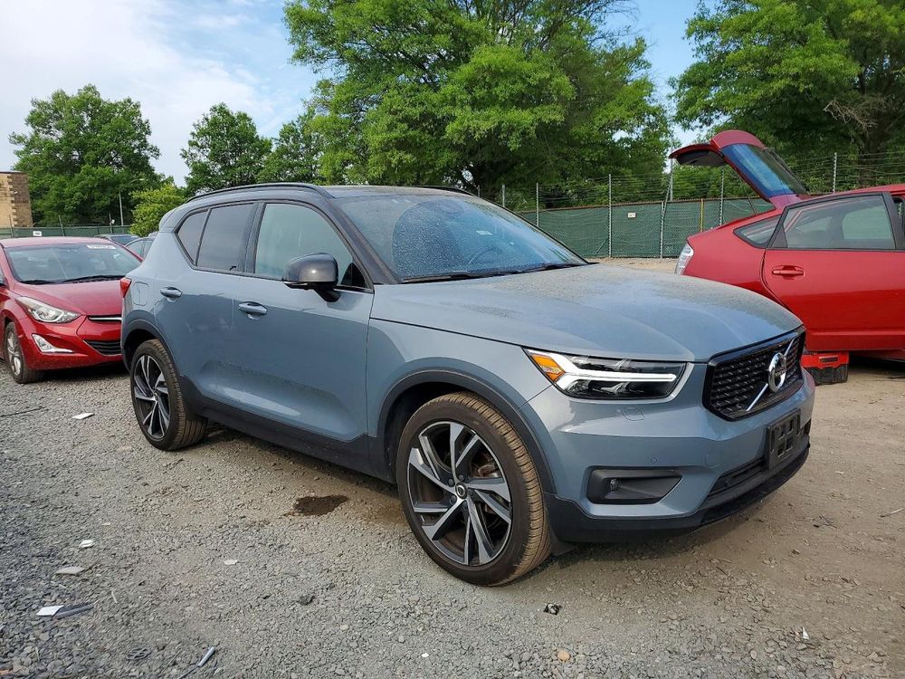 Volvo XC40 T5 AWD R-Design 2021