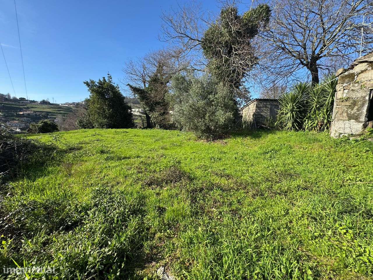 Venda de 3 moradias em conjunto e dois terrenos rústicos - Fafe, Braga-2