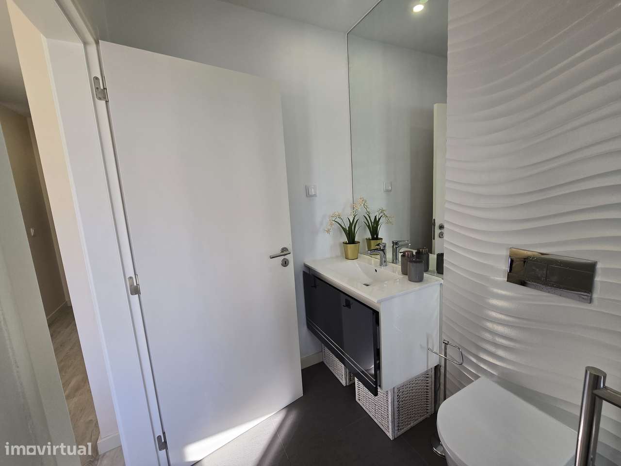 Apartamento T3 a dois paços do Metro e Comboio-24