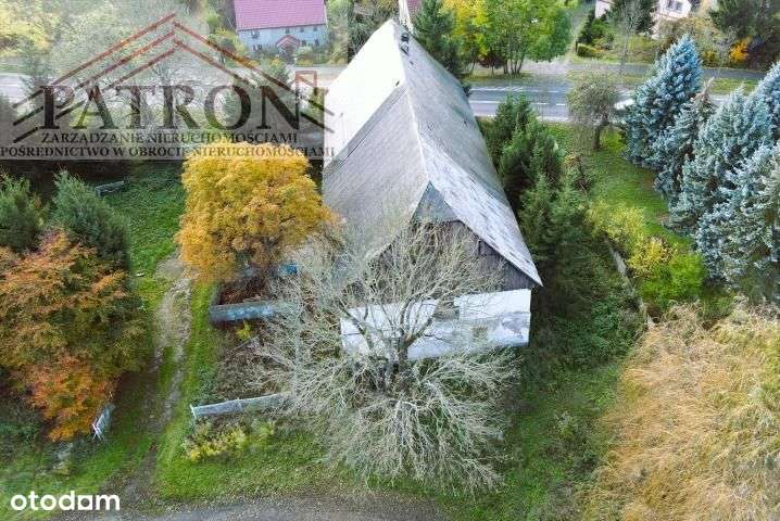 Dom z potencjałem do remontu na przedmieściach - Pełny obrazek: 4/20