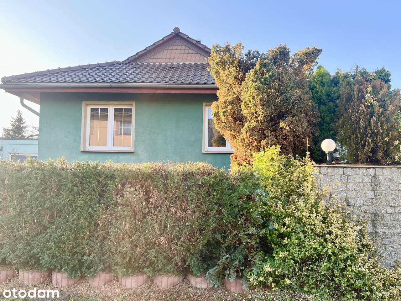 Parterowy dom w Nakle z widokiem na las-16