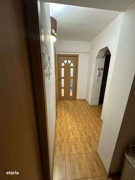 Vans apartament 2 camere decomandat - Imagine principală: 4/8