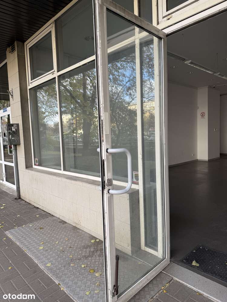 88,6 m2 klimatyzowany lokal na Woli tuż przy metrze - Pełny obrazek: 2/11