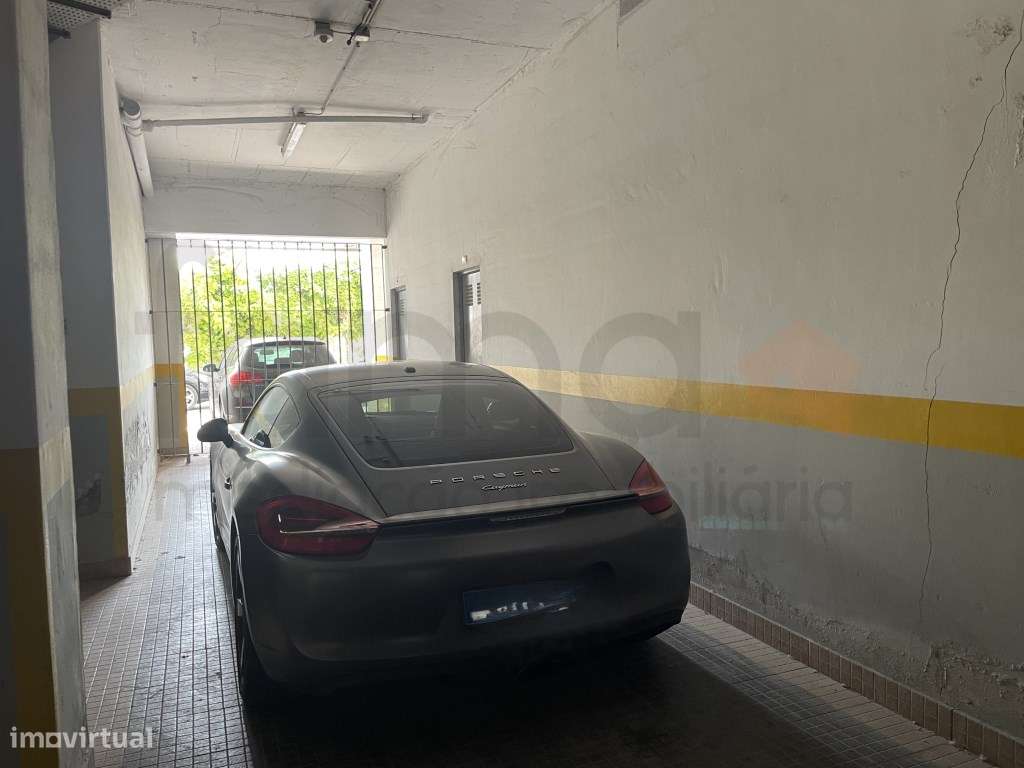 Penthouse Exclusiva com Terraço Panorâmico - Setúbal-52